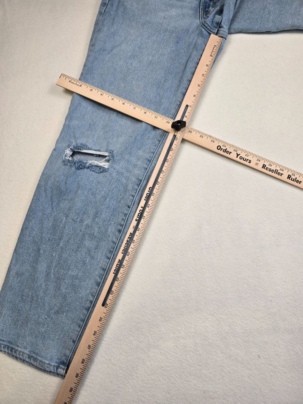 Old Navy Womens High Rise OG Loose Jeans Size 6 Light Wash Denim - Picture 2 of 6